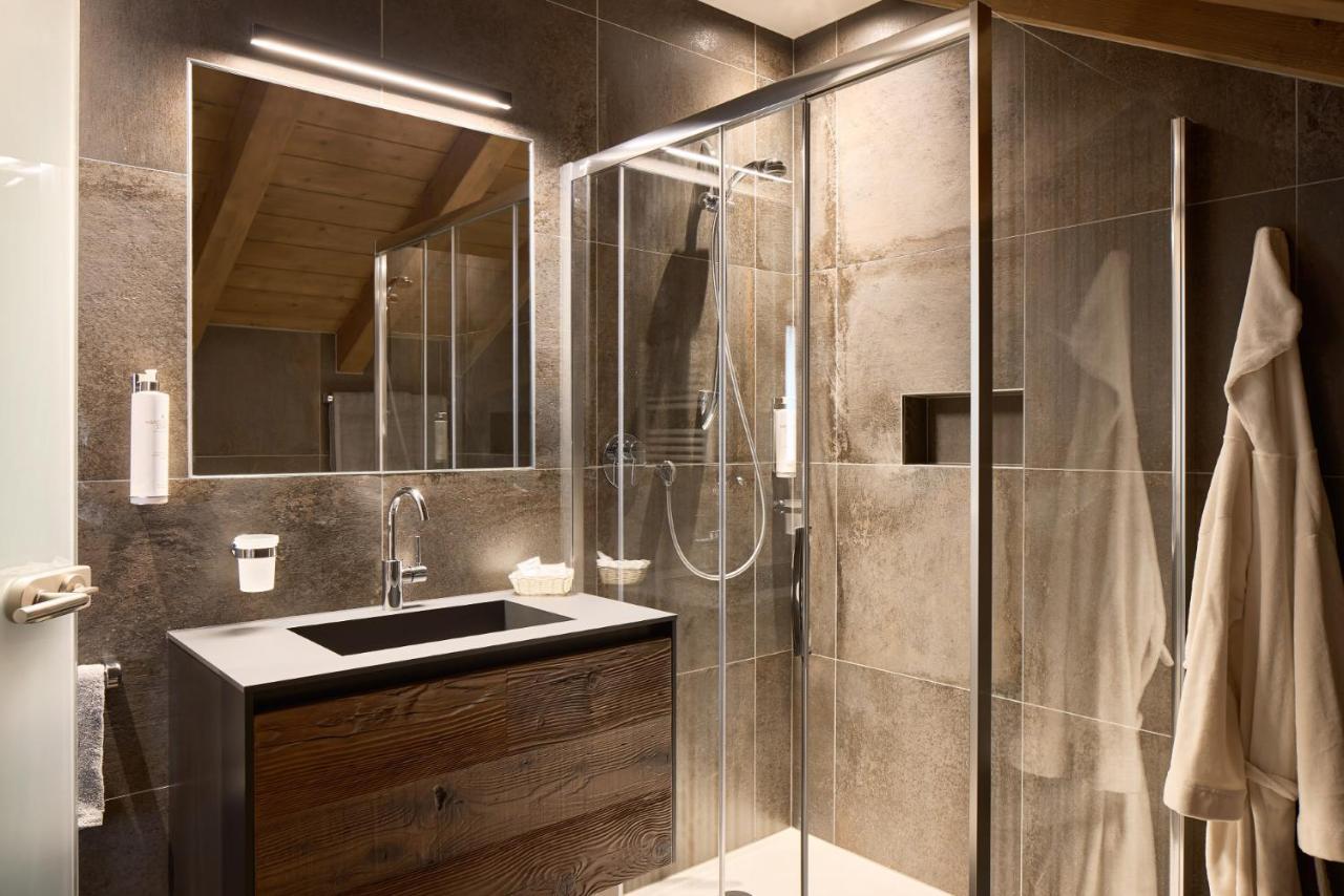 Hotel Comploj Adults Only Selva di Val Gardena Bagian luar foto